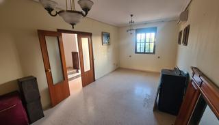 Zweistöckige Wohnung in Azuaga. Duplex adosado en azuaga