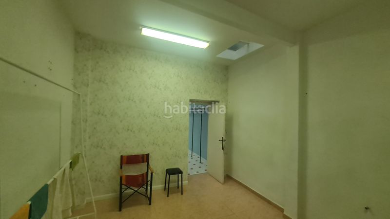 Foto ea026fa3-e3d3-475c-a370-b6bec070825b. Geschäftsraum in Azuaga