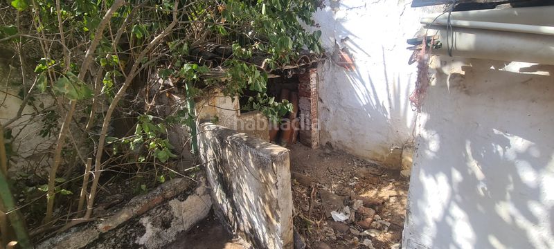 Foto d16f633e-a5bf-47a2-a7cd-7029d4c2450a. Casa media casa para reformar en Azuaga