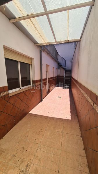 Foto adbb2fee-35ff-45b8-9757-785de42a6923. Casa a Azuaga