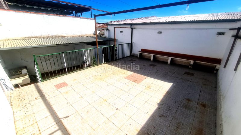 Foto 2fe382c0-2827-4125-9405-85fcb0bafef7. Casa amb aparcament a Azuaga