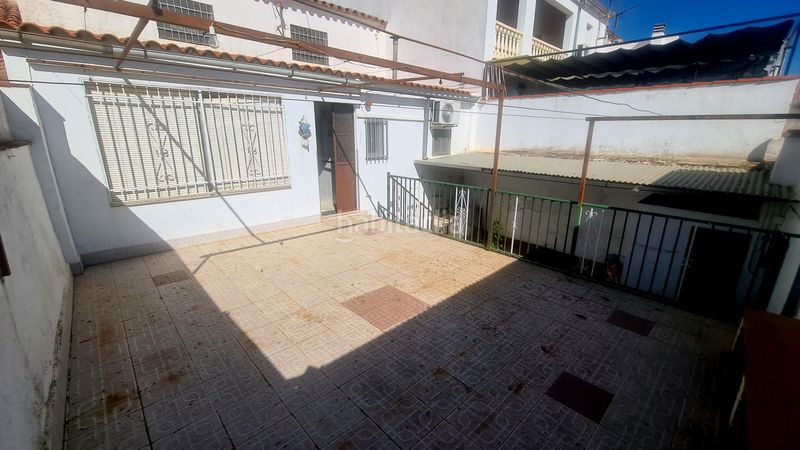 Foto 8746bb8c-f950-48ea-9832-b6d53ff181e7. Casa amb aparcament a Azuaga