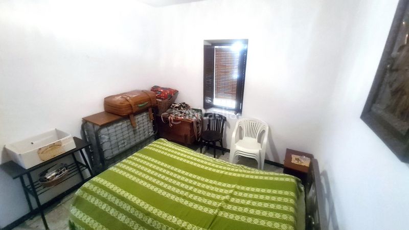 Foto eeff2a2b-2222-4870-aa1e-4671289d2e7e. Casa amb aparcament a Azuaga