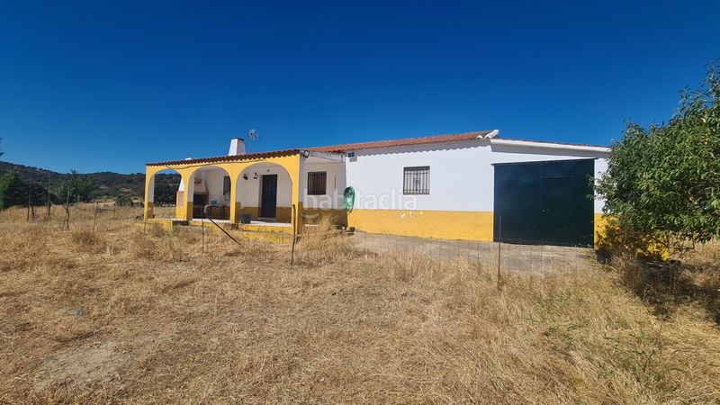 Foto 9f0f2b06-eac6-4a2f-90fa-ef635ace7f32. Finca rústica a Malcocinado