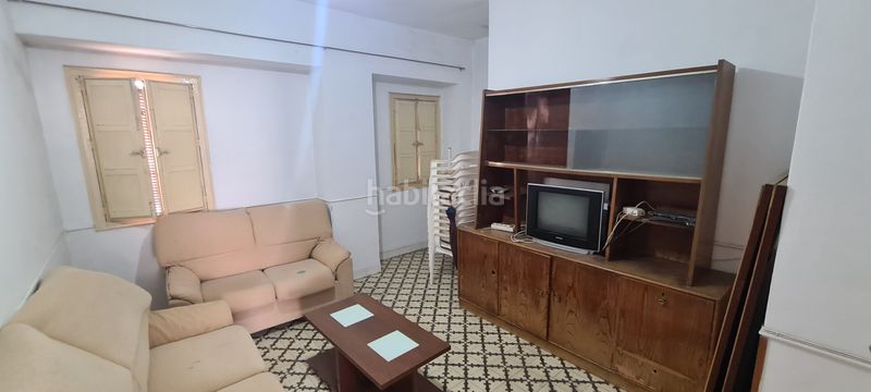 Foto aeb0735c-032c-48c3-81d3-0e4c1d5eb8b0. Piso  centrico en Azuaga