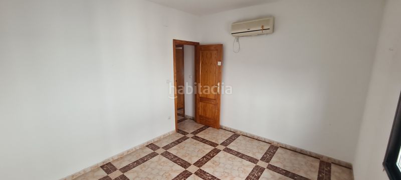 Foto d63c80df-01b6-4b48-b222-61f079f79f90. Dúplex  céntrico . (ba) en Azuaga