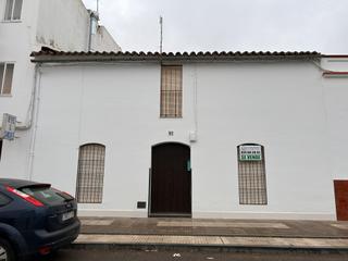 Casa  Calle muñoz torrero. Casa habitable