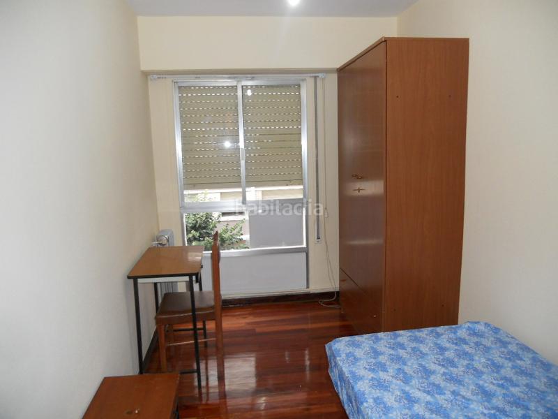 Foto 771372cc-4b07-416f-9081-8d6fd88175e0. Location appartement avec chauffage dans Ensanche - Sar Santiago de Compostela