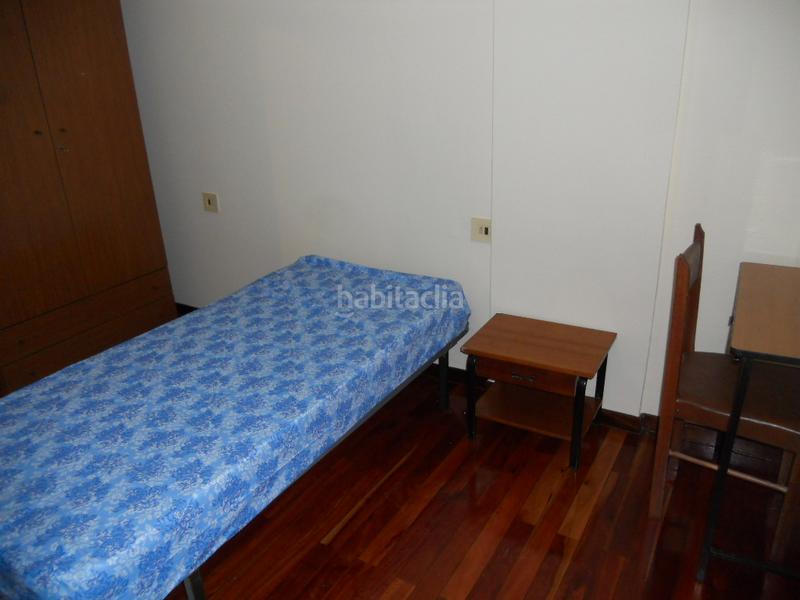 Foto 903eb23f-6ce0-4938-80e0-339f5d71379a. Alquiler piso en Ensanche - Sar Santiago de Compostela