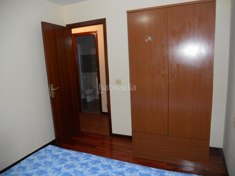 Foto cd06a455-2810-4579-bf4c-6db4240916f2. Alquiler piso en Ensanche - Sar Santiago de Compostela