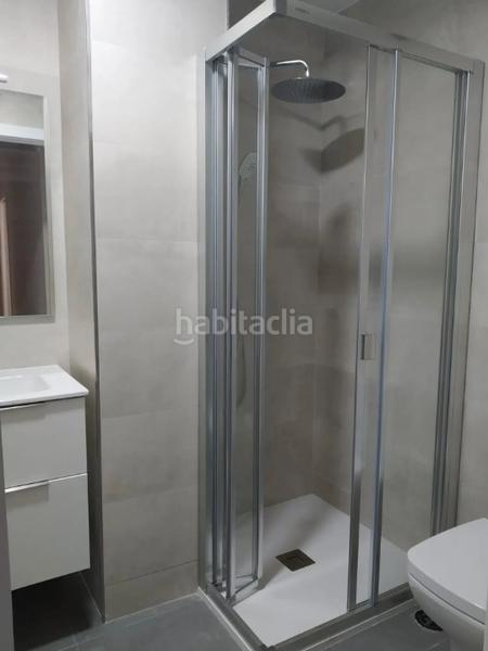 Foto 7b1b63dd-07b1-4180-a0a7-076dbea1591a. Rent flat in rúa da rosa 33 in Ensanche - Sar Santiago de Compostela