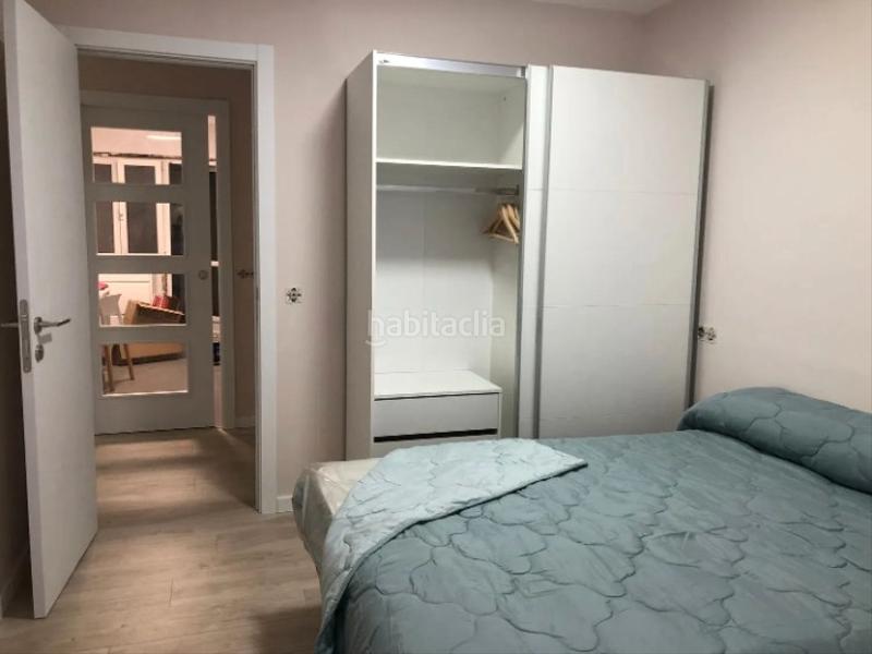 Foto b80d198d-1397-4d24-b992-a88bb39e011d. Rent flat in rúa da rosa 33 in Ensanche - Sar Santiago de Compostela