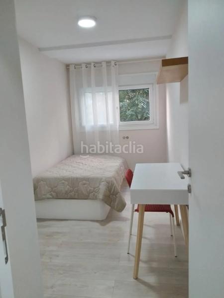 Foto 505cb0b7-4e10-41e5-8424-60806faf4377. Alquiler piso en rúa da rosa 33 en Ensanche - Sar Santiago de Compostela