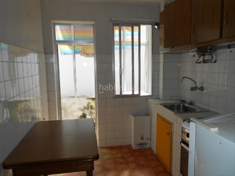 Foto c9fade0c-4e24-4652-9ddc-525f80b561c8. Pis a rúa de picaños 59 a Castiñeiriño - Cruceiro de Sar Santiago de Compostela