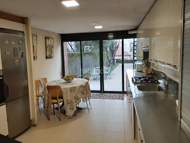 Foto e078dfe6-69dd-4481-a975-0bc2ea8b028d. Casa a schiera con camino riscaldamento in Campus Norte - San Caetano Santiago de Compostela