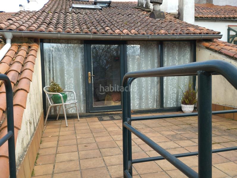 Foto 8d6b384a-74b0-475b-b0e7-8a1d74e2833b. Casa adossada amb xemeneia calefacció a Campus Norte - San Caetano Santiago de Compostela