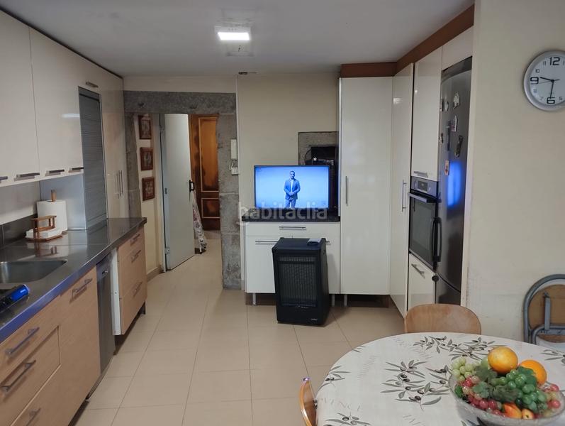 Foto 6b01b8b8-026d-4a11-b947-55416672adc5. Semi detached house with fireplace heating in Campus Norte - San Caetano Santiago de Compostela