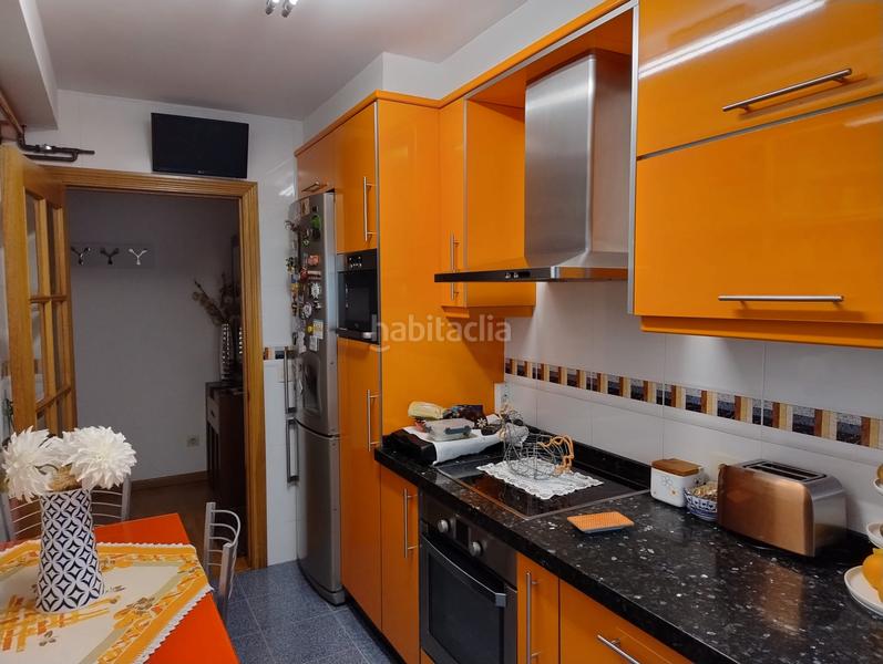 Foto 1a41a3ea-9265-4771-8d12-dd9f36babcf7. Location appartement dans rúa de feliciano barrera fernández 13 dans Santiago de Compostela