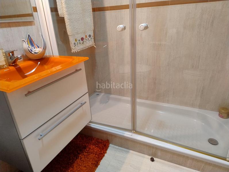 Foto b59a929c-f721-43ae-a9fc-6780cb9a9712. Rent flat in rúa de feliciano barrera fernández 13 in Santiago de Compostela