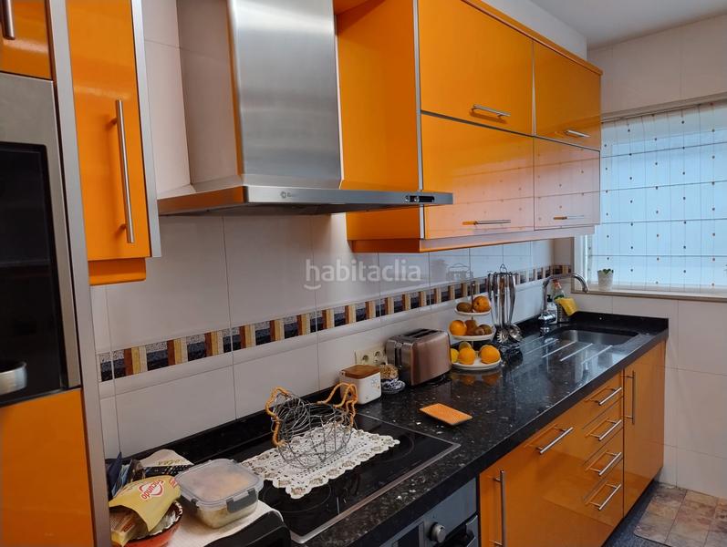 Foto d623069c-4319-4180-a5f7-e8995187bc9e. Rent flat in rúa de feliciano barrera fernández 13 in Santiago de Compostela