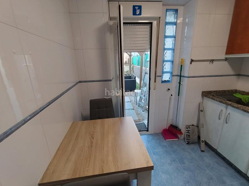 Foto 29d3f76d-2ab3-4fdb-96ad-aeb38f1e2054. Lloguer pis a rúa dos basquiños 36 a Campus Norte - San Caetano Santiago de Compostela