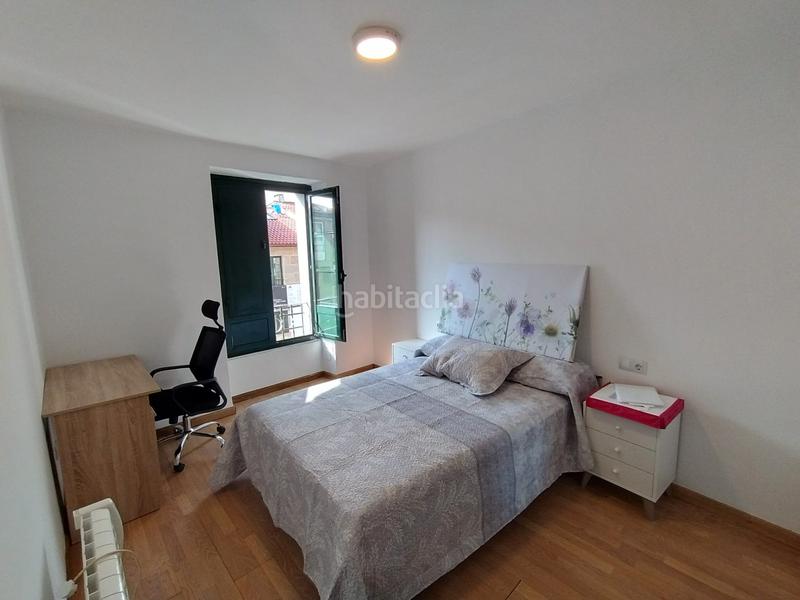 Foto eccd832b-c93e-4363-a442-ca1f0ef7a7b1. Lloguer pis a rúa dos basquiños 36 a Campus Norte - San Caetano Santiago de Compostela