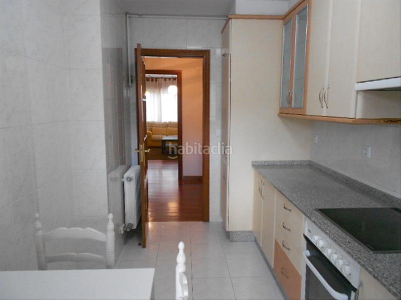 Foto b67176bd-b200-49d9-8f8f-8c4b2069f580. Affitto appartamento in avenida de ferrol 75 in Conxo Santiago de Compostela