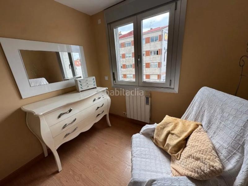 Foto caa8e494-a62f-44ae-9b2d-716b756b0179. Affitto appartamento in avenida rosalía de castro 33 in Ames