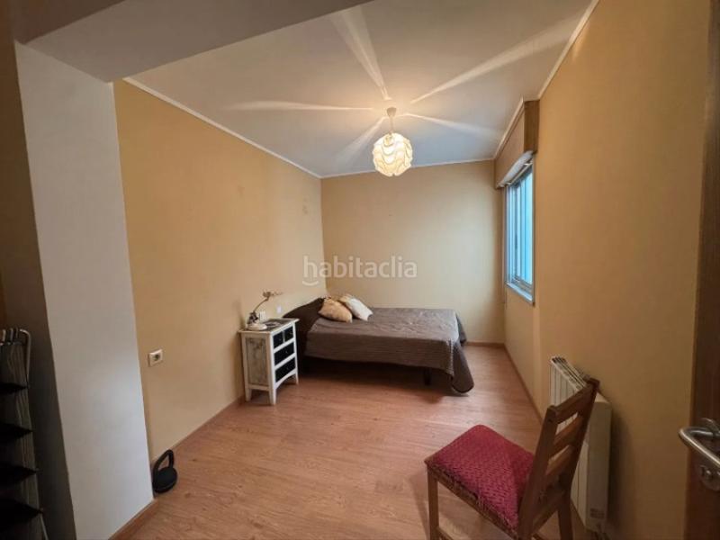 Foto a98f2c49-2521-4b2a-aa41-7485c0822382. Miete etagenwohnung in avenida rosalía de castro 33 in Ames