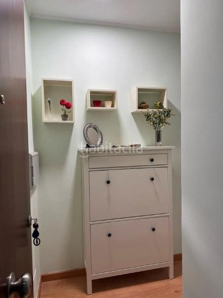 Foto bb7916f8-c091-44fa-989c-5221688d7308. Miete etagenwohnung in avenida rosalía de castro 33 in Ames