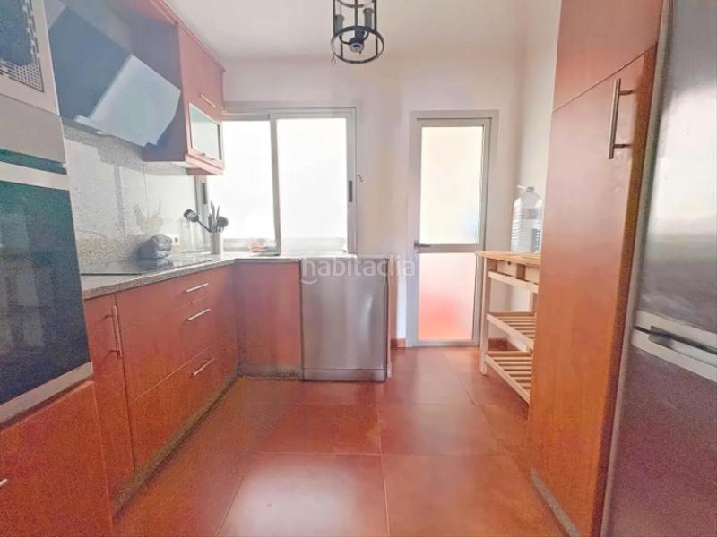 Foto a610d67b-7c8f-491c-b401-98ea876cfdf5. Rent flat in avenida rosalía de castro 33 in O Milladoiro Ames