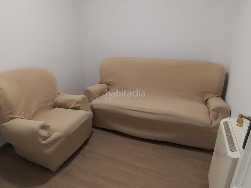 Foto 1ed8f803-c3a3-4e8c-9a59-50f0a1467884. Rent flat in rúa de alfredo brañas 10 in Ensanche - Sar Santiago de Compostela