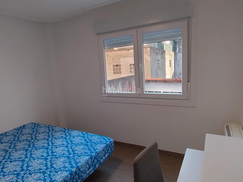 Foto 50ac6a01-1657-48fc-8098-6cf79299d584. Rent flat in rúa de alfredo brañas 10 in Ensanche - Sar Santiago de Compostela
