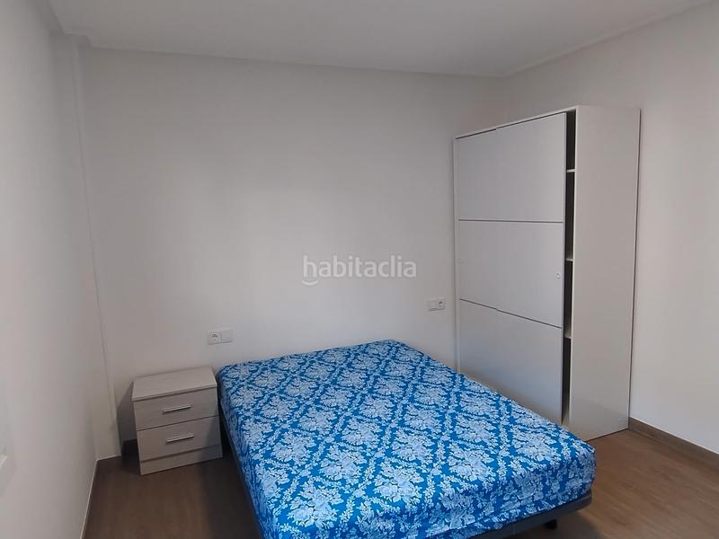 Foto b100b6df-94e6-41eb-b465-48be56a7ef81. Rent flat in rúa de alfredo brañas 10 in Ensanche - Sar Santiago de Compostela