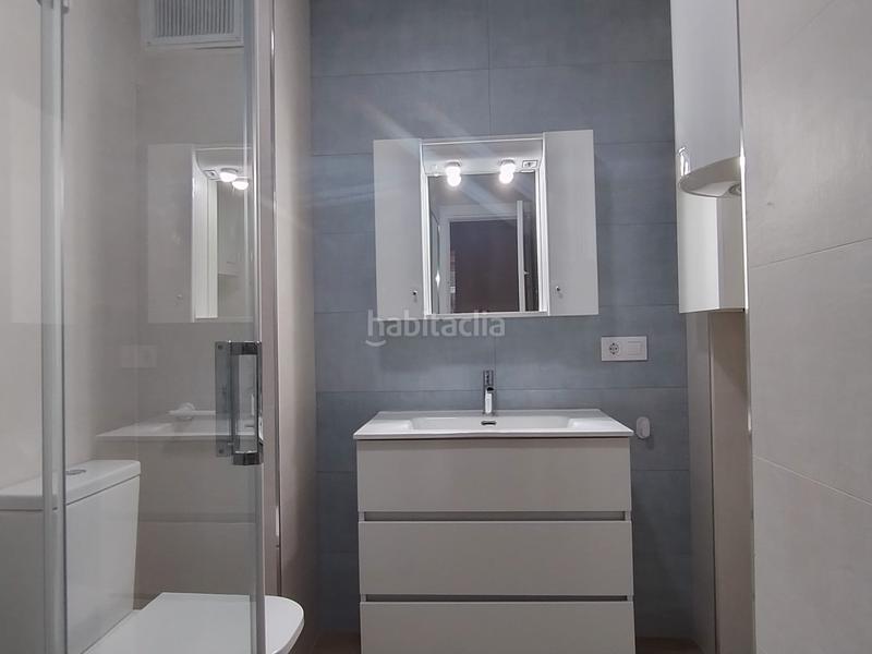 Foto e62f338a-1a52-469a-b423-91d4f93029a8. Rent flat in rúa de alfredo brañas 10 in Ensanche - Sar Santiago de Compostela