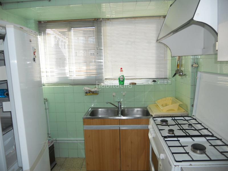 Foto b5f6b0bc-eef2-47ca-9372-4372546a9fa5. Affitto appartamento in avenida de salamanca 18 in Santiago de Compostela