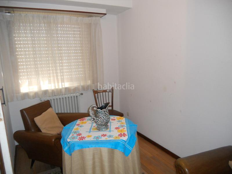Foto 1137f22d-1ac4-4931-a46d-a889c0f9e6d3. Location appartement dans avenida de salamanca 18 dans Santiago de Compostela
