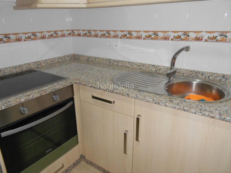 Foto 2dc40354-904d-4a92-aa59-64095324a505. Rent flat in avenida de romero donallo 22 in Ensanche - Sar Santiago de Compostela