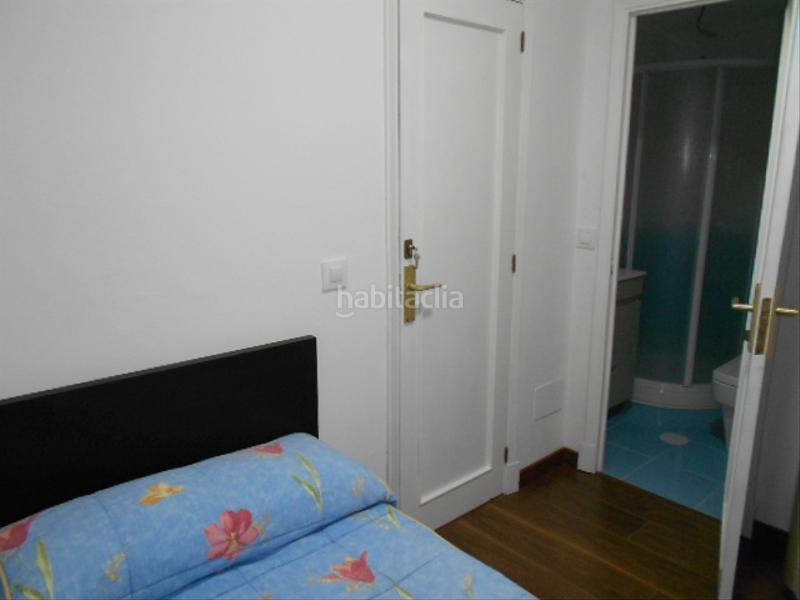 Foto a4fcc40c-aedd-43e8-b112-2f7275246dc4. Lloguer pis a avenida de romero donallo 22 a Ensanche - Sar Santiago de Compostela