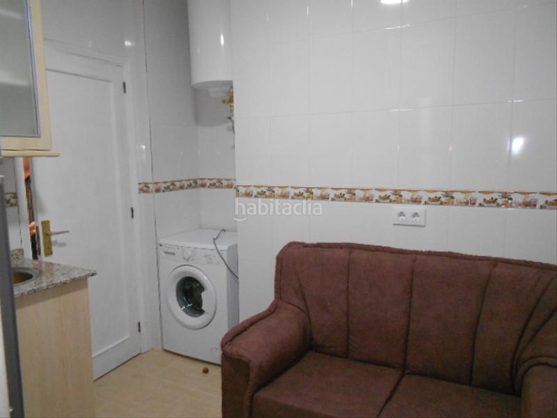 Foto ae3c61f8-e63e-44a9-95dc-718afec1a5dd. Alquiler piso en avenida de romero donallo 22 en Ensanche - Sar Santiago de Compostela