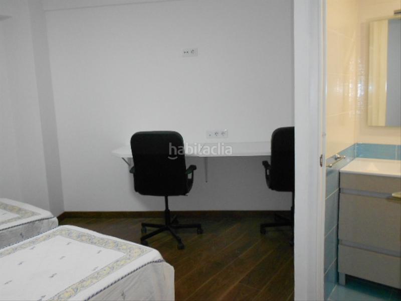 Foto 43ba9b0b-3797-43af-ab60-9613542bd6bf. Affitto appartamento in avenida de romero donallo 22 in Santiago de Compostela