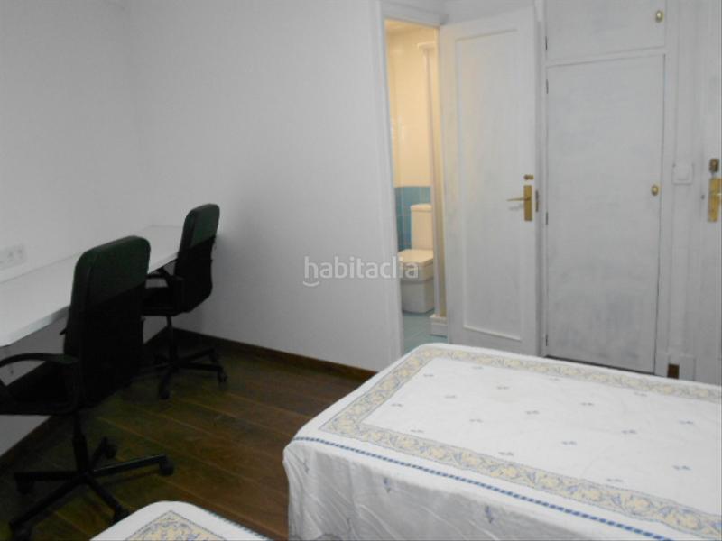 Foto 12f10918-6059-4c31-8d2a-40097962352d. Location appartement dans avenida de romero donallo 22 dans Santiago de Compostela
