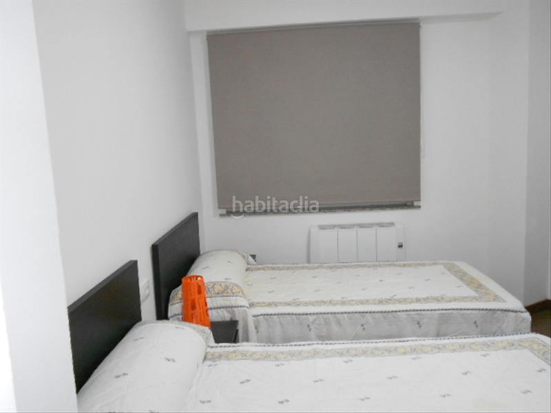 Foto 827f25d4-47d4-4e44-a794-8687f79309d2. Location appartement dans avenida de romero donallo 22 dans Santiago de Compostela