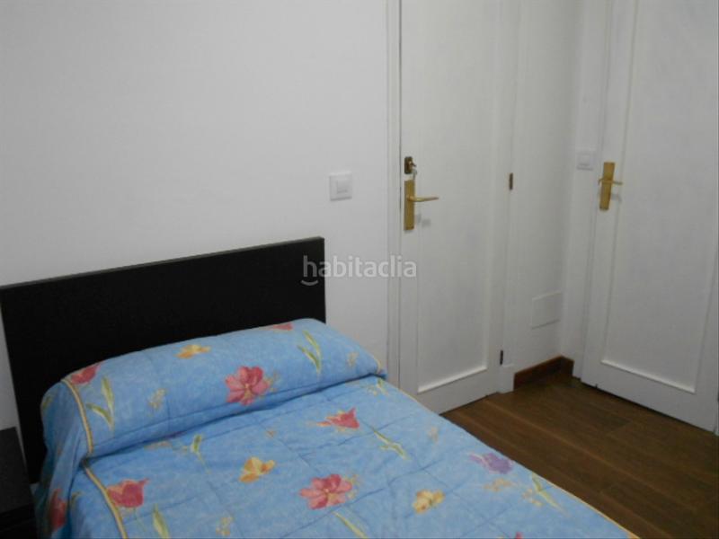 Foto c709a135-406e-4fa1-bd40-92dae9a573b3. Location appartement dans avenida de romero donallo 22 dans Santiago de Compostela
