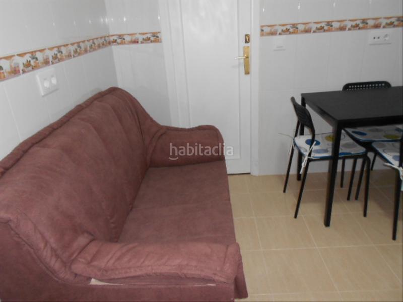 Foto cc81b7b7-3383-4da1-969e-47efd5655d1b. Location appartement dans avenida de romero donallo 22 dans Santiago de Compostela