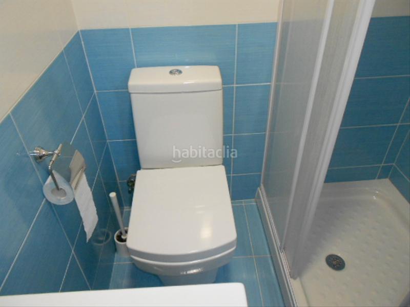 Foto e67e38c8-c168-4395-a474-0e96e6058ec2. Rent flat in avenida de romero donallo 22 in Ensanche - Sar Santiago de Compostela