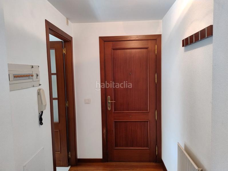 Foto 28fdafd4-36e3-4326-983b-d9df2f8e3733. Rent flat in rúa arribadas 3 in Conxo Santiago de Compostela