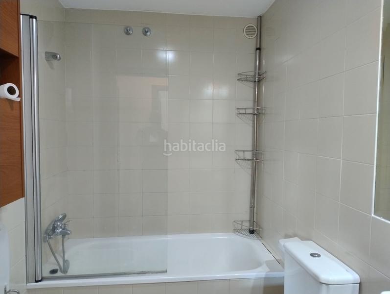 Foto bb7223f4-7121-46c2-8a1a-ecabde7be21d. Lloguer pis a rúa arribadas 3 a Conxo Santiago de Compostela