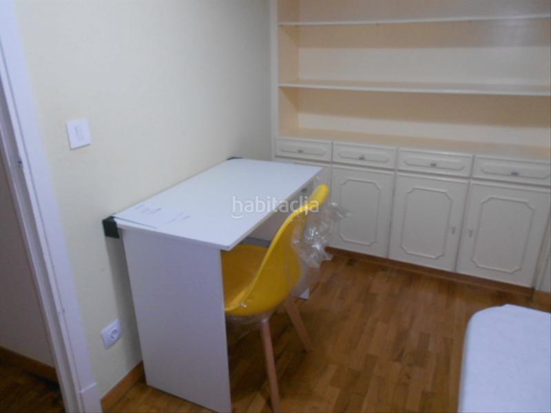 Foto 7c8cfd5b-b335-4ee6-b588-4bb5bbe8fa27. Affitto appartamento in rúa de montero rios 42 in Santiago de Compostela