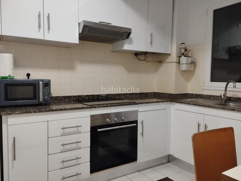 Foto 70fdf931-d96b-455f-9f9c-66ceb7acbff9. Location appartement dans rúa de montero rios 42 dans Santiago de Compostela